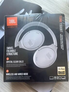 JBL Tune 1500BT Wireless Foldable Headphones - White